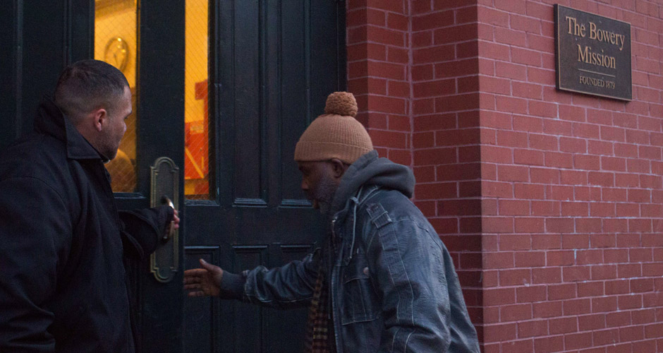 With temperatures staying below freezing, the Bowery Mission Fellowship Chapel on Madison Avenue has been a godsend for New York City's homeless. (Carly Marsh/NY City Lens)