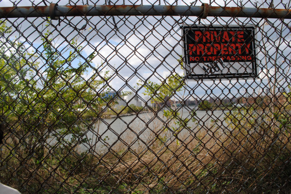A portion of the Williamsburg/Greenpoint waterfront formerly off limits (pictured here in 2010) is planned to become part of a public park under deal currently in the works. Photo: Ryan Kuonen/Flickr