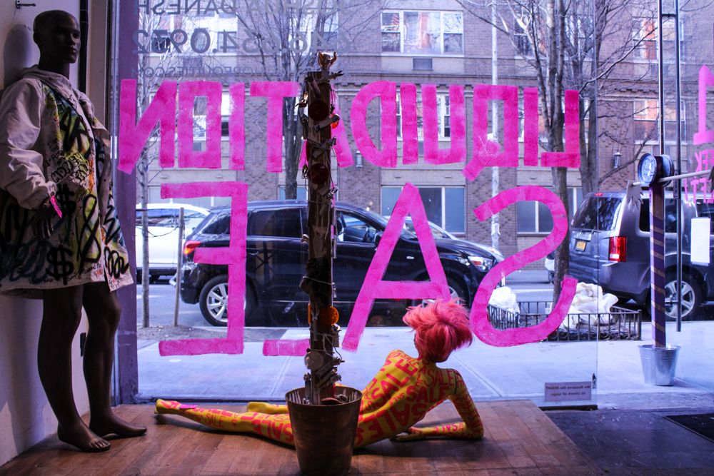 Patricia Field's storefront window (Katerina Iliakopoulou) 